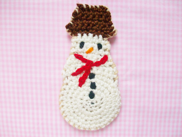 Crocheted Starbucks Snowman Cookie
