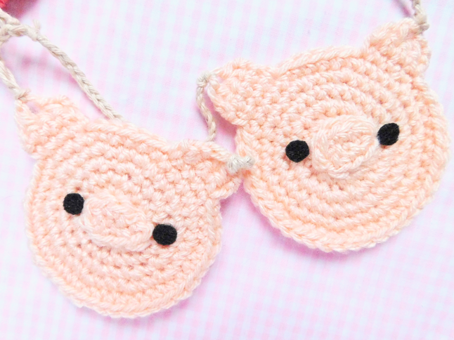 Piggy Face Decal Crochet Pattern